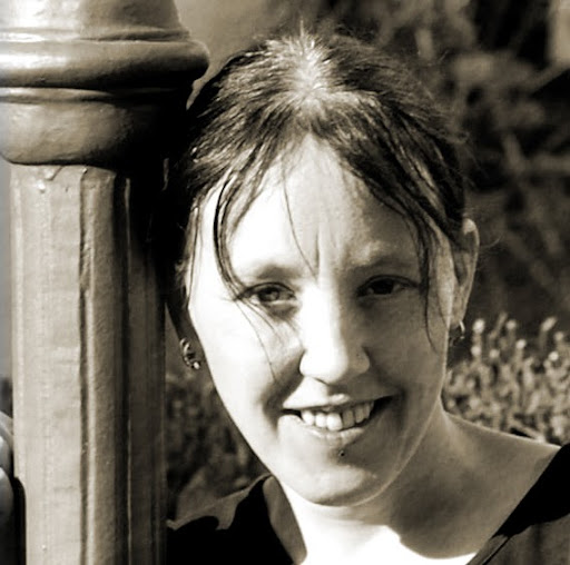 Kirsten Schneider Photo 9