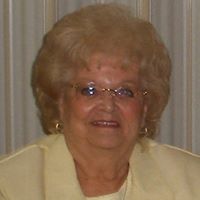 Betty Conti Photo 7