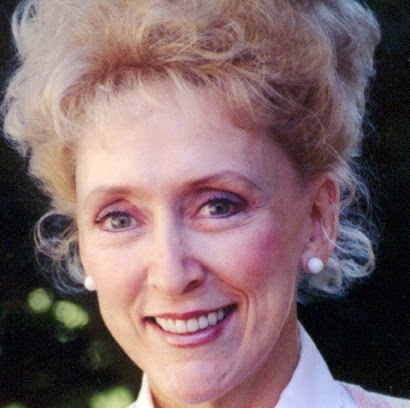 Linda Donahue Photo 9