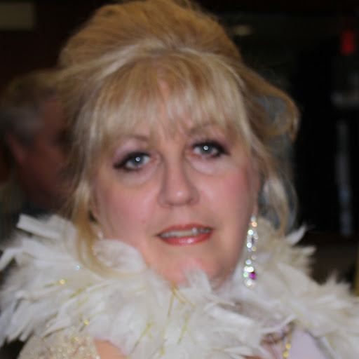 Charlene Marshall Photo 34
