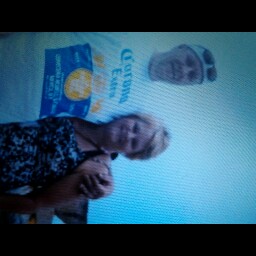 Yvette Robinson Photo 17
