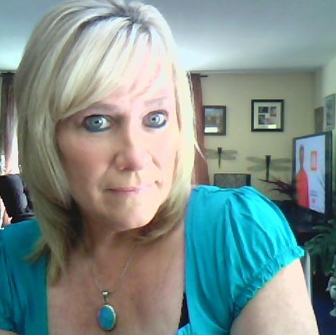 Debra Macdonald Photo 37