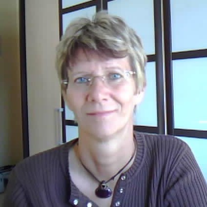 Angela Fiedler Photo 19