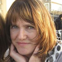 Sue Halliday Photo 15