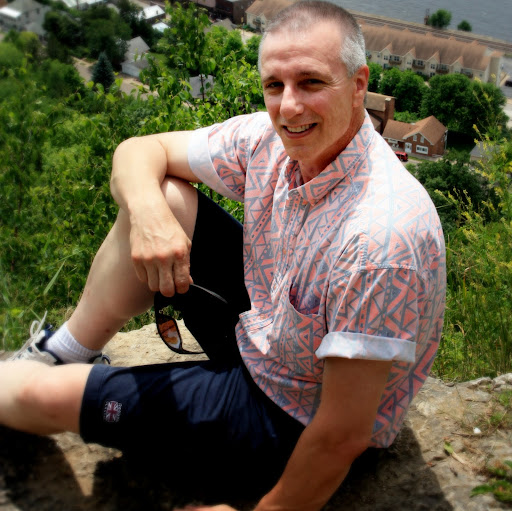 Robert Hyland Photo 36