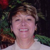 Linda Schmidt Photo 44