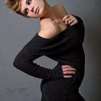 Rebecca Frazier Photo 37