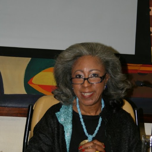 Alison Moses Photo 5