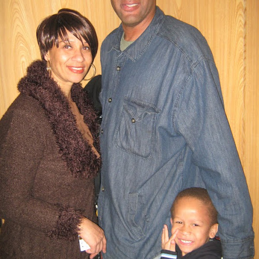 Michele Gilbert Photo 19