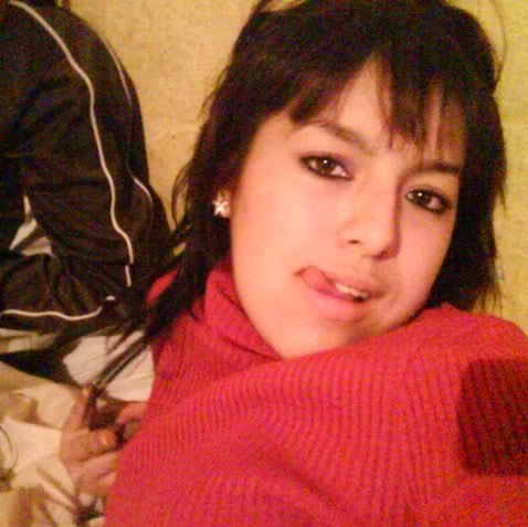 Ana Cisneros Photo 31