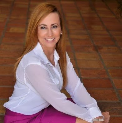 Debra Simons Photo 35