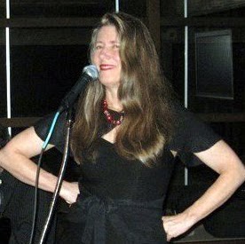 Julie Lester Photo 31