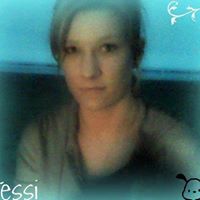 Jessica Betts Photo 13