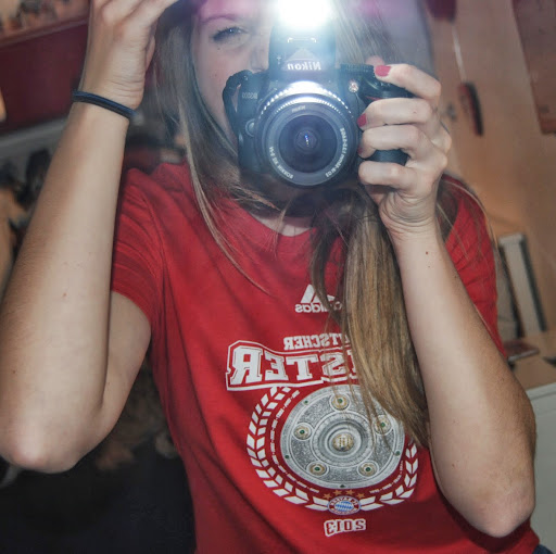 Anna Reuter Photo 25