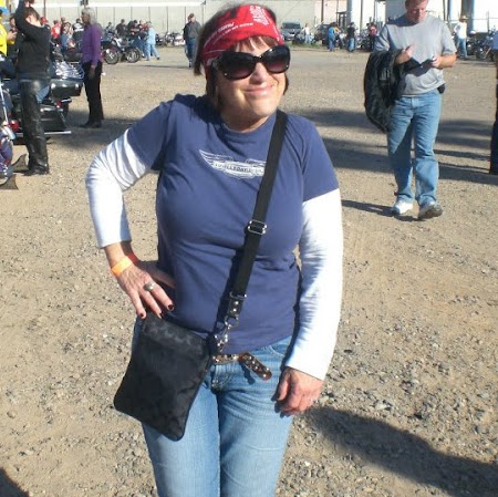 Pamela Blair Photo 17