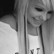 Alice Halliday Photo 15