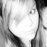 Rebecca Hardman Photo 17