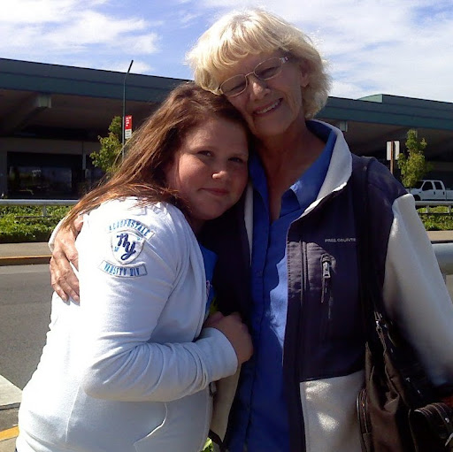 Joyce Dean Photo 3