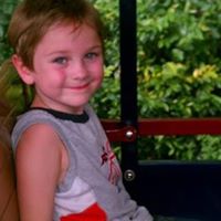 Jennifer Hamrick Photo 11