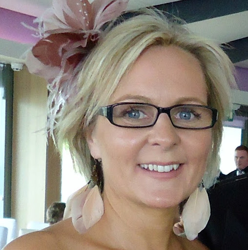 Sharon Hewitt Photo 7