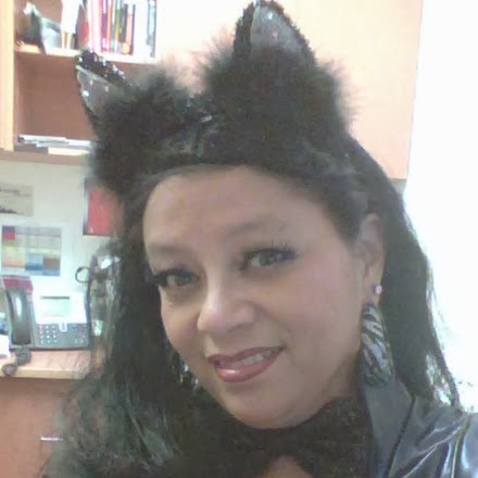 Regina Knight Photo 18