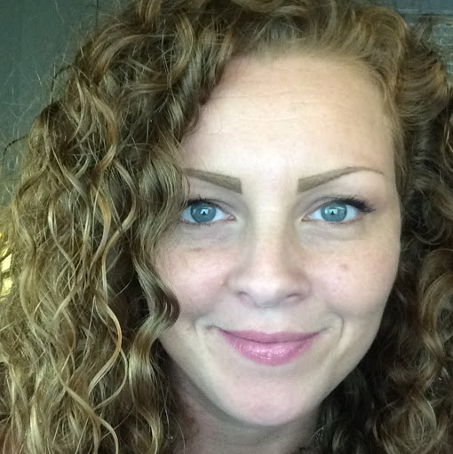 Sarah Grant Photo 27