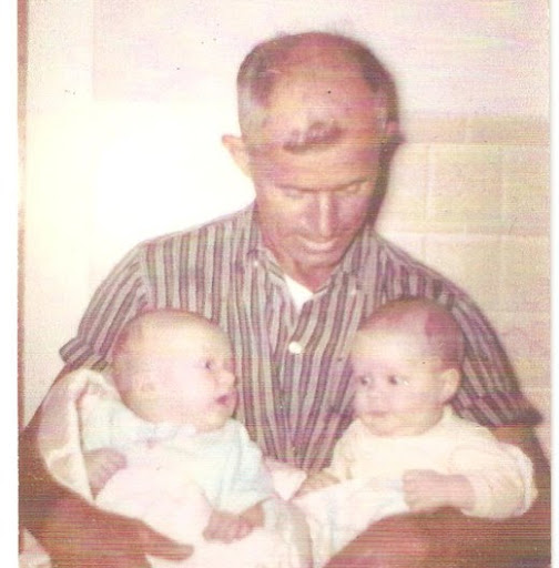 Carol Garrison Photo 33