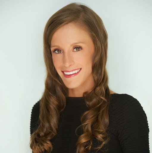 Laura Sands Photo 44