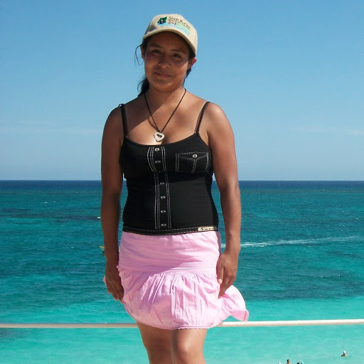 Mary Espinal Photo 26
