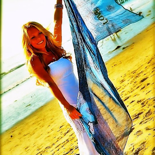 Amanda Abrams Photo 42