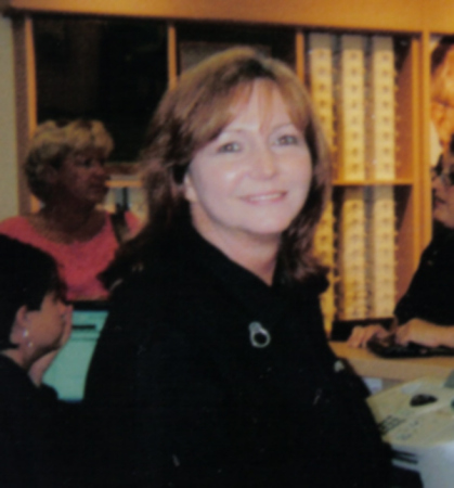 Betty Ward Photo 28