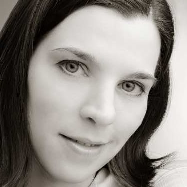 Dana Graham Photo 24