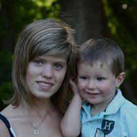 Elizabeth Deyoung Photo 26