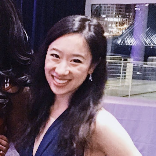 Emily Lin Photo 25