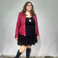 Holly Baldwin Photo 32