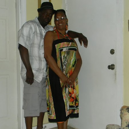 Annette Campbell Photo 7