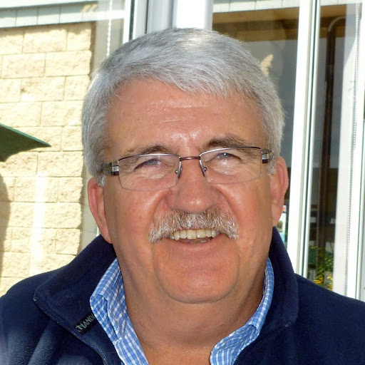 Lloyd Hooper Photo 16