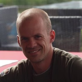 Ralph Helmer Photo 15