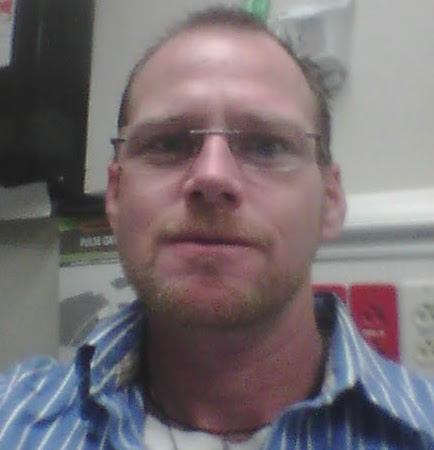 Robert Younger Photo 32