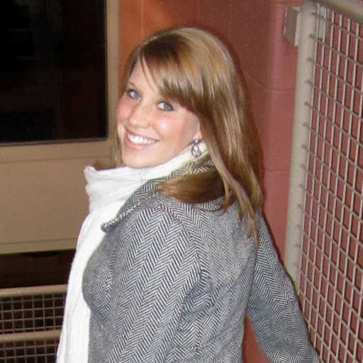 Julie Hatch Photo 33
