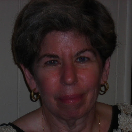 Linda Adams Photo 28