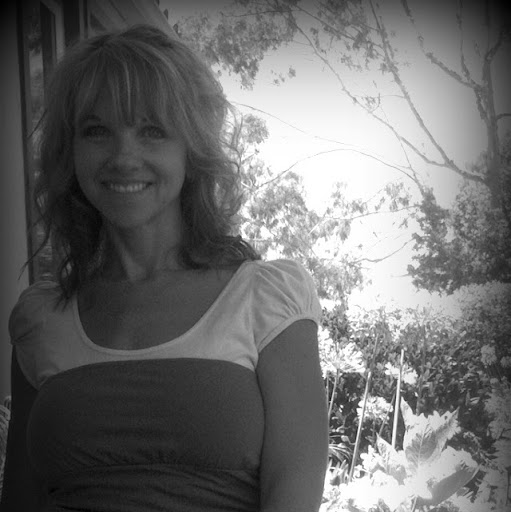 Amy Hixon Photo 7