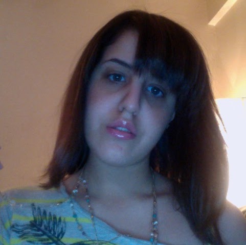 Denise Reyes Photo 12