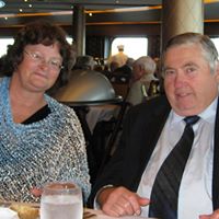 Sandra Warner Photo 23