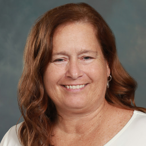 Kelly Hull Photo 10