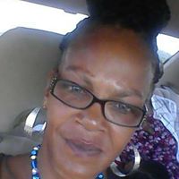Elizabeth Webb Photo 14