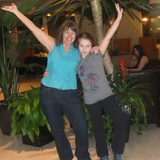 Lisa Houston Photo 38
