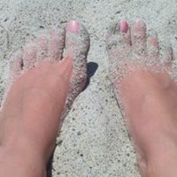 Laura Pennington Photo 30