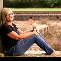 Kimberly Sterling Photo 20