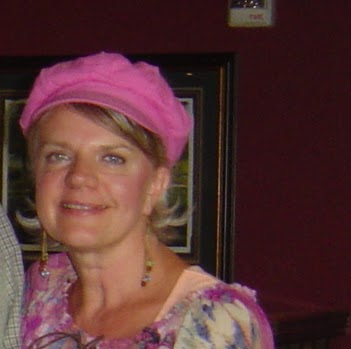 Tami Robbins Photo 28